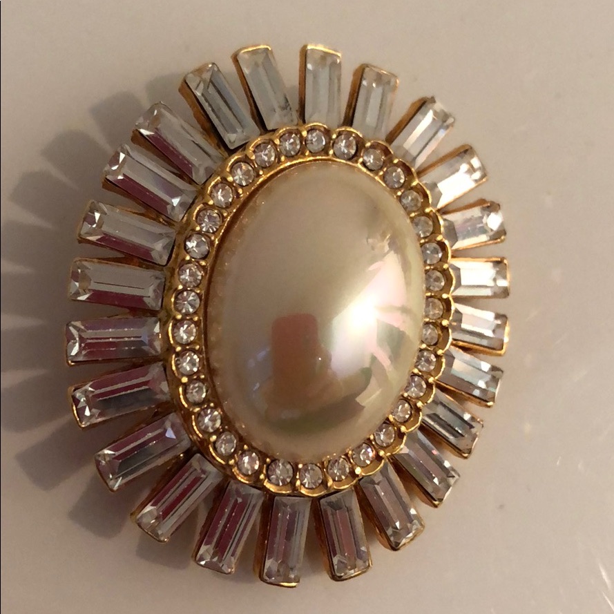 Nwot Mabe Pearl In Gold W Elongated Rhinestones 30$